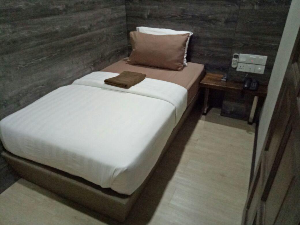 Hotel Qing Yun Resthouse -Delima Satu Kampong Serusup Exterior foto